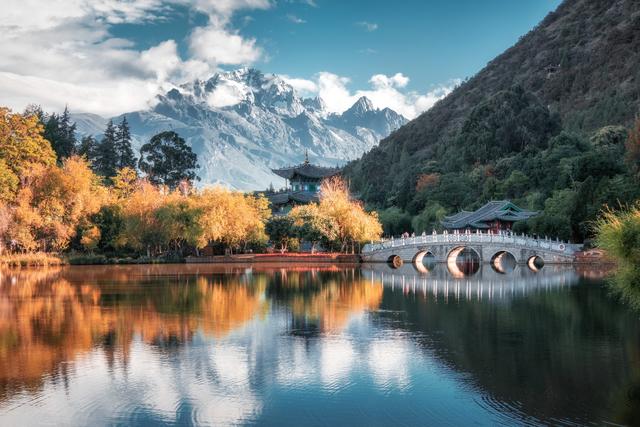 旅游概论教案（旅游概论中职教材）
