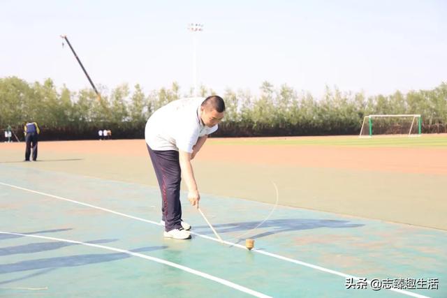 铁圈装订图片（铁圈和铝合金圈的区别）