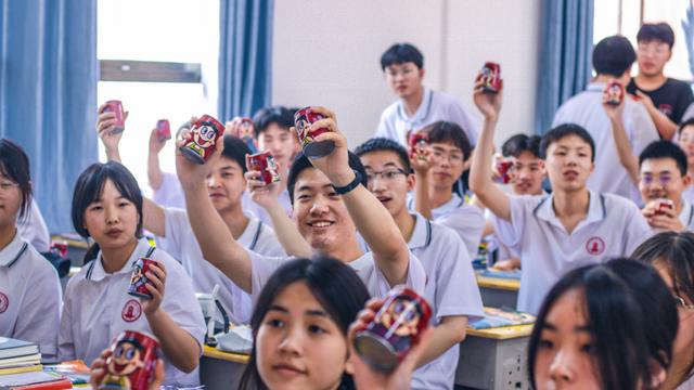 感恩教育教案中班（感恩教育教案幼儿园大班）