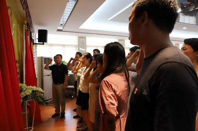 光辉历程第三套人民币现在值多少钱_（光辉历程从一大到十五大）