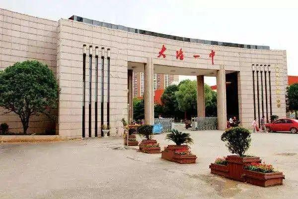 中学生散文书籍阅读推荐，中学生散文书籍阅读推荐中考热门！