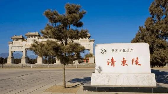 清朝哪年灭亡的_，清朝哪年灭亡的